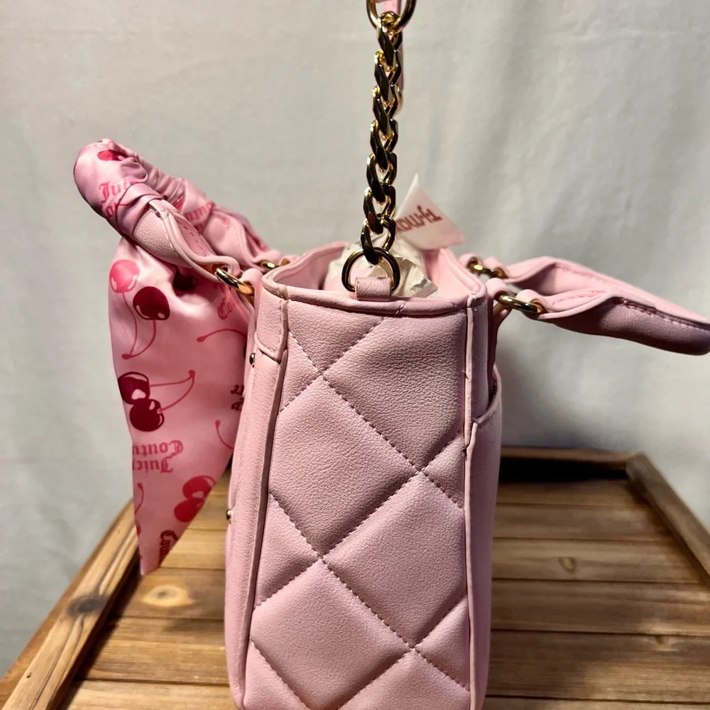 Juicy Couture Mini Tote. - Picture 8 of 9